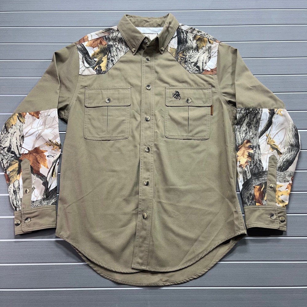 Legendary Whitetails Men's Camo Patch Button Up Shirt‎ Medium Khaki Hunting